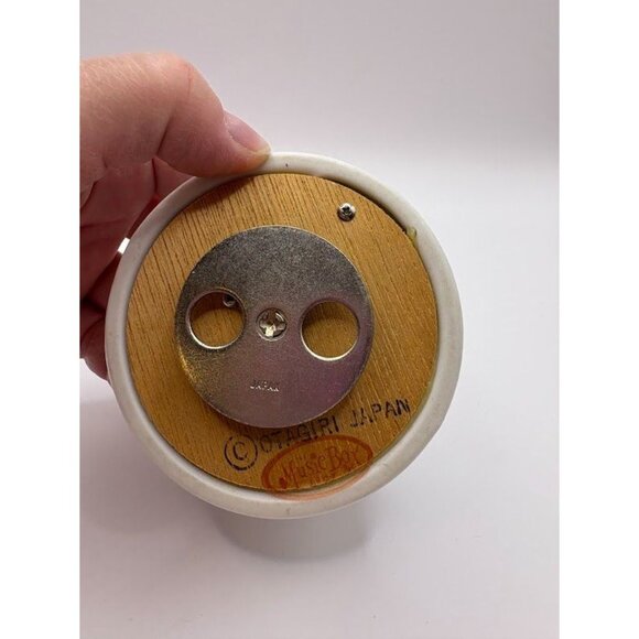 Vintage 1980s Otagiri Porcelain Bluebird Music Box Figurine Handcrafted in Japan - Picture 3 of 8